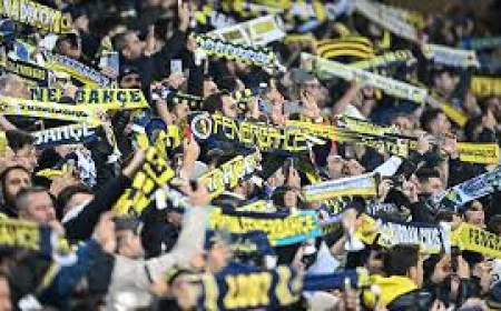 Maç sonrası taraftarlar yıldız futbolcuya hayran kaldı