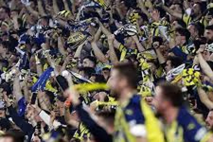 Taraftar heyecanlı: Fenerbahçe’den iki önemli hamle bekleniyor