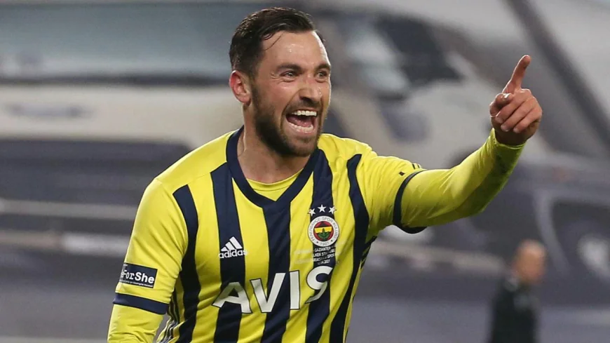 Eski Fenerbahçeli ve Galatasaraylı yıldız, 31 yaşında transfer bekliyor