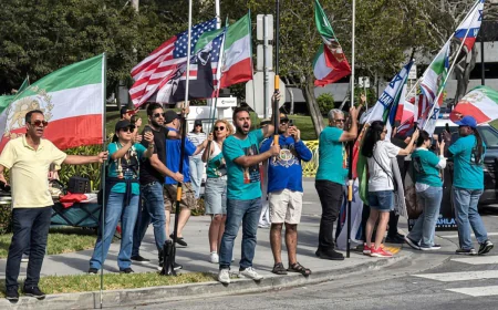 İran Milli Takımı Los Angeles'ta Protestoların Hedefi Oldu
